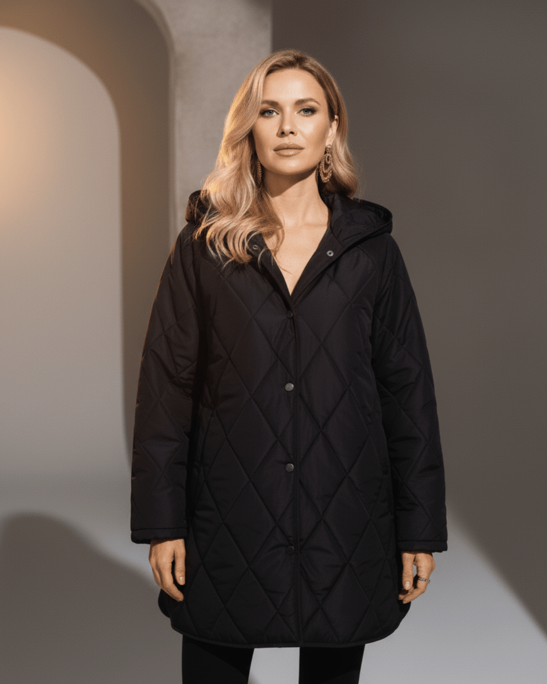 Cloé™ | Lightweight Hooded Jacket - SUNDRA