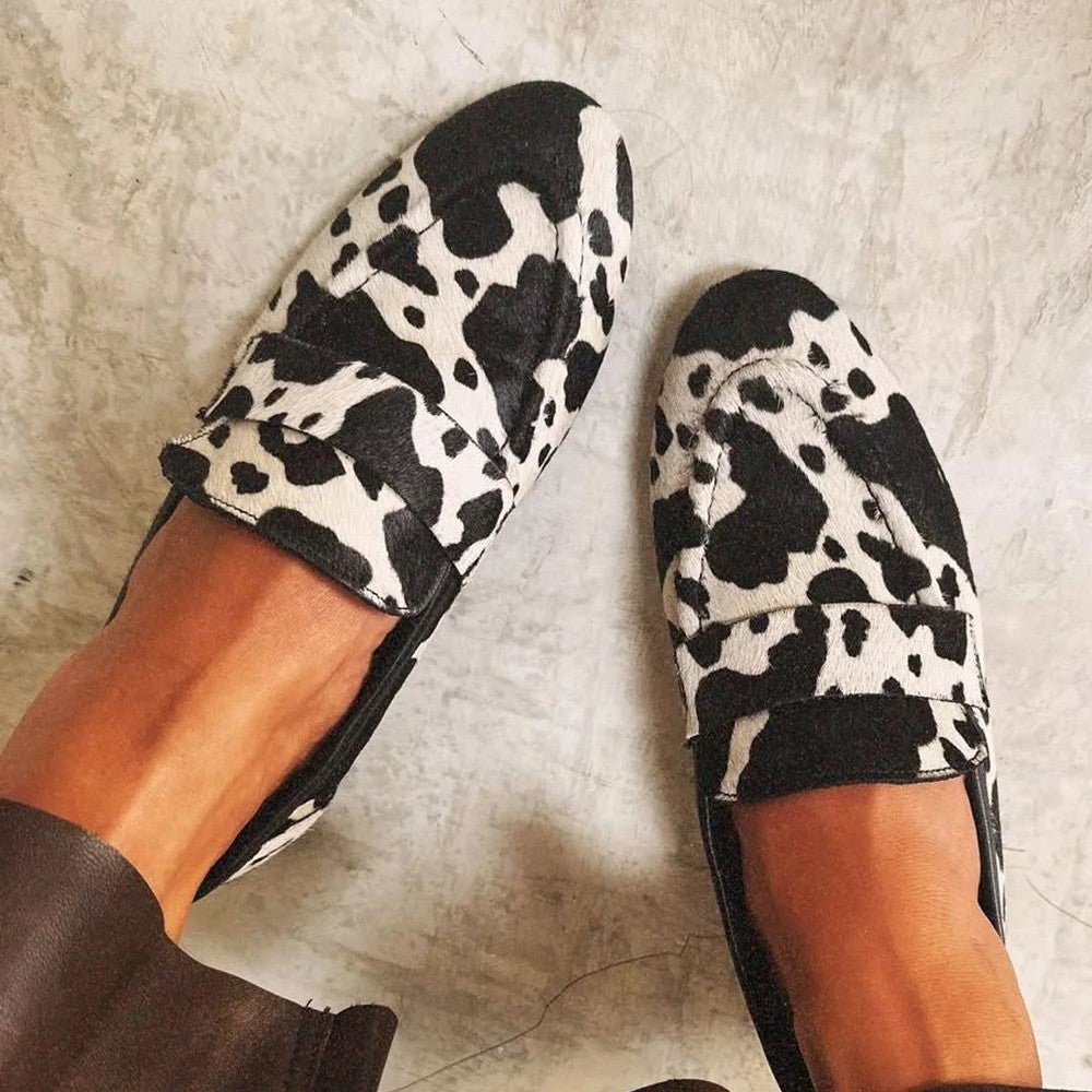 ELEGANT ANIMAL PRINT LOAFERS - SUNDRA
