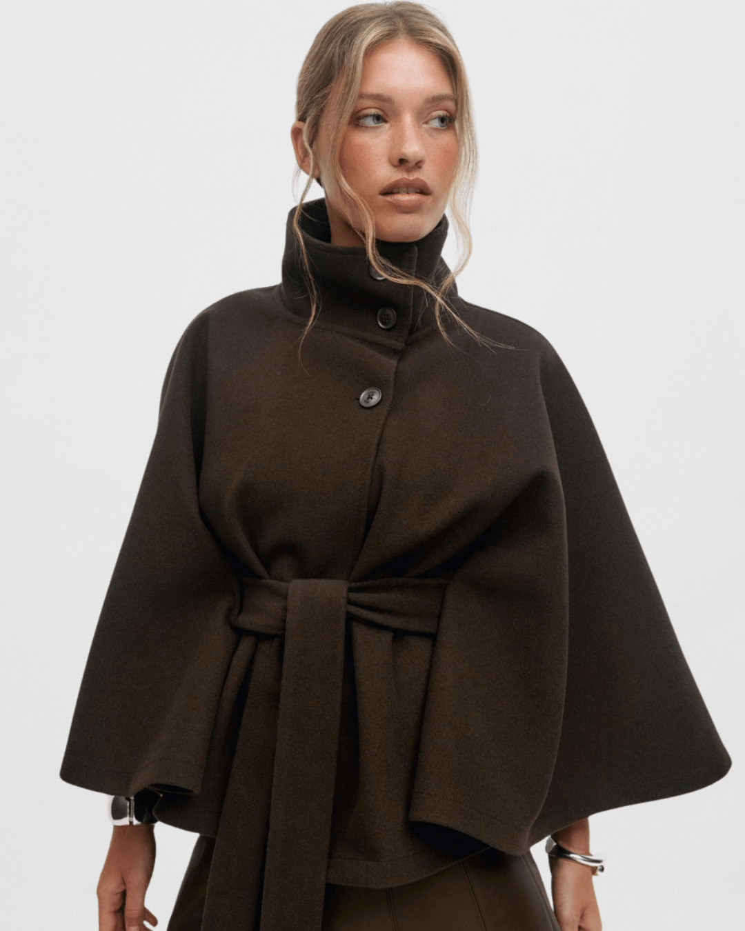 FALL CAPE JACKET - SUNDRA