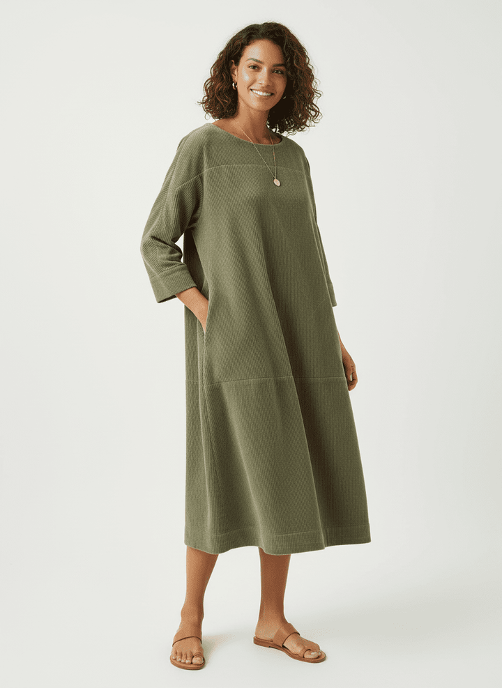 Luanne | Classic Comfort Dress - SUNDRA