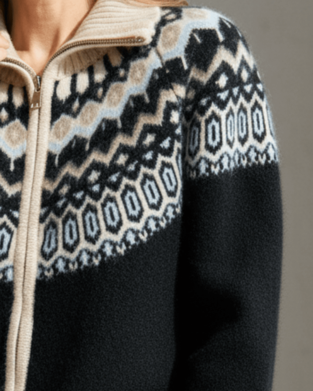 Mabel™ | Winter Wool Full Zip Cardigan - SUNDRA