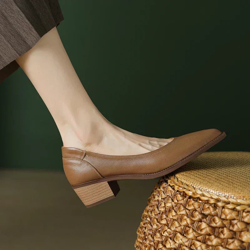 Michela | Graceful Mid - Heeled Shoes - SUNDRA