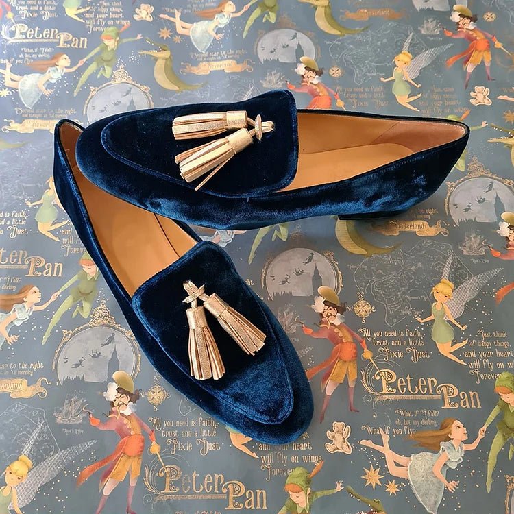 MIDNIGHT ELEGANCE LOAFERS WITH CHAMPAGNE TASSELS - SUNDRA